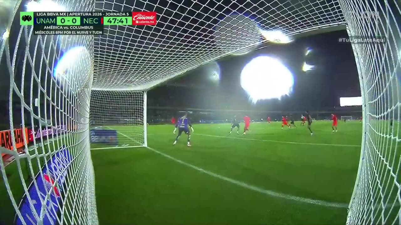 ¡Otra vez Keylor Navas! ¡El portero de Pumas ya es factor!