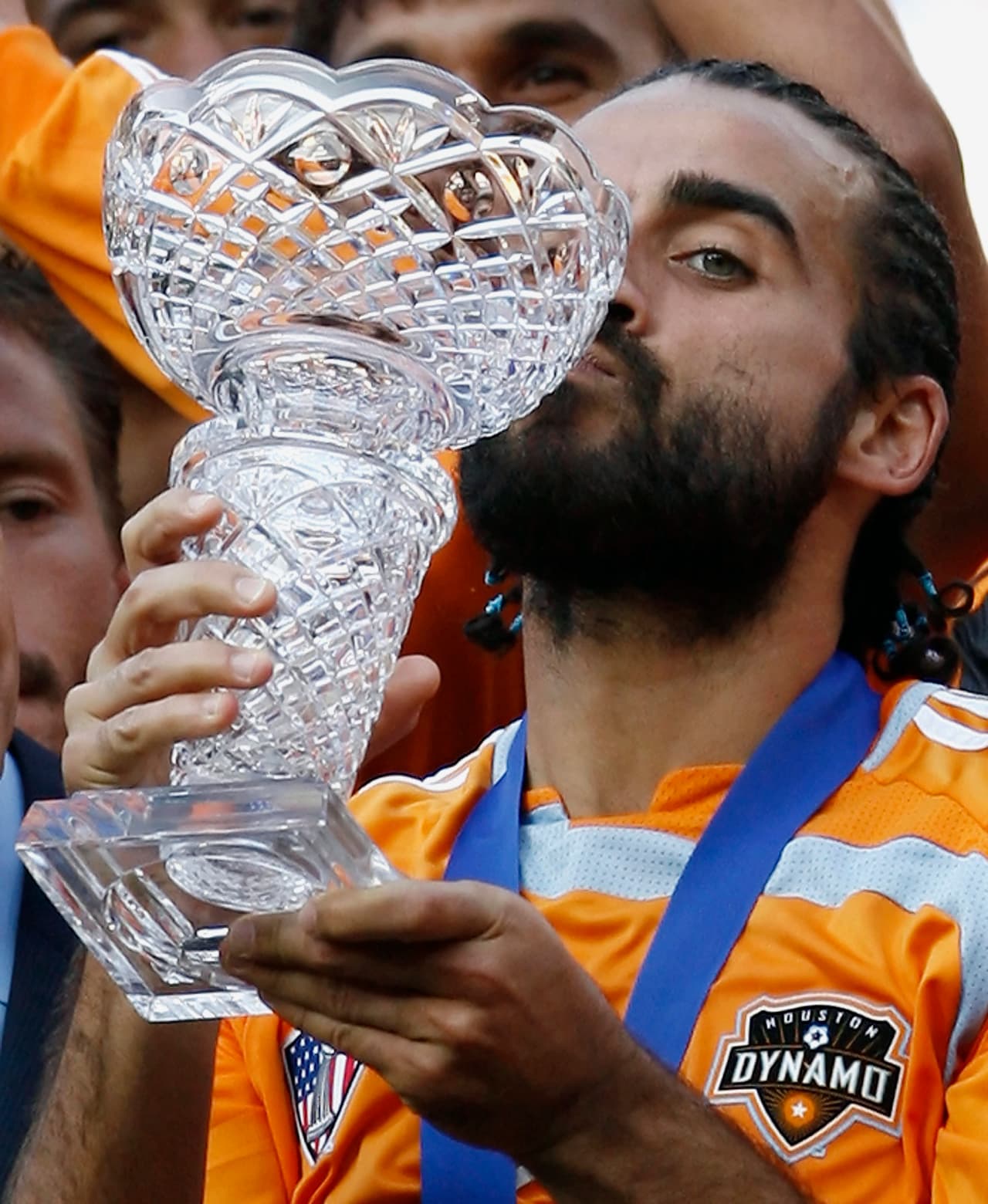En 2007 el campeón volvió a ser Houston Dynamo, que tuvo en el volante ofensivo Dwayne De Rosario a su principal arma. El canadiense fue premiado como el MVP del partido por la Copa MLS de esa temporada.