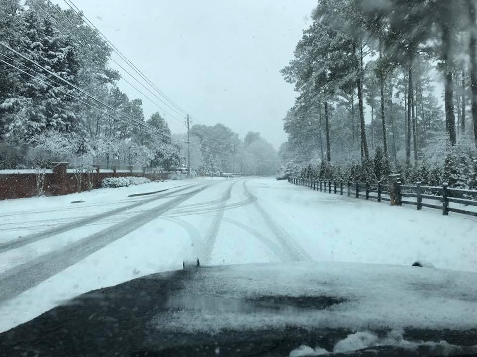 El Departamento de Policía de Johns Creek dijo que las calles en la localidad "se han convertido en lo peor".