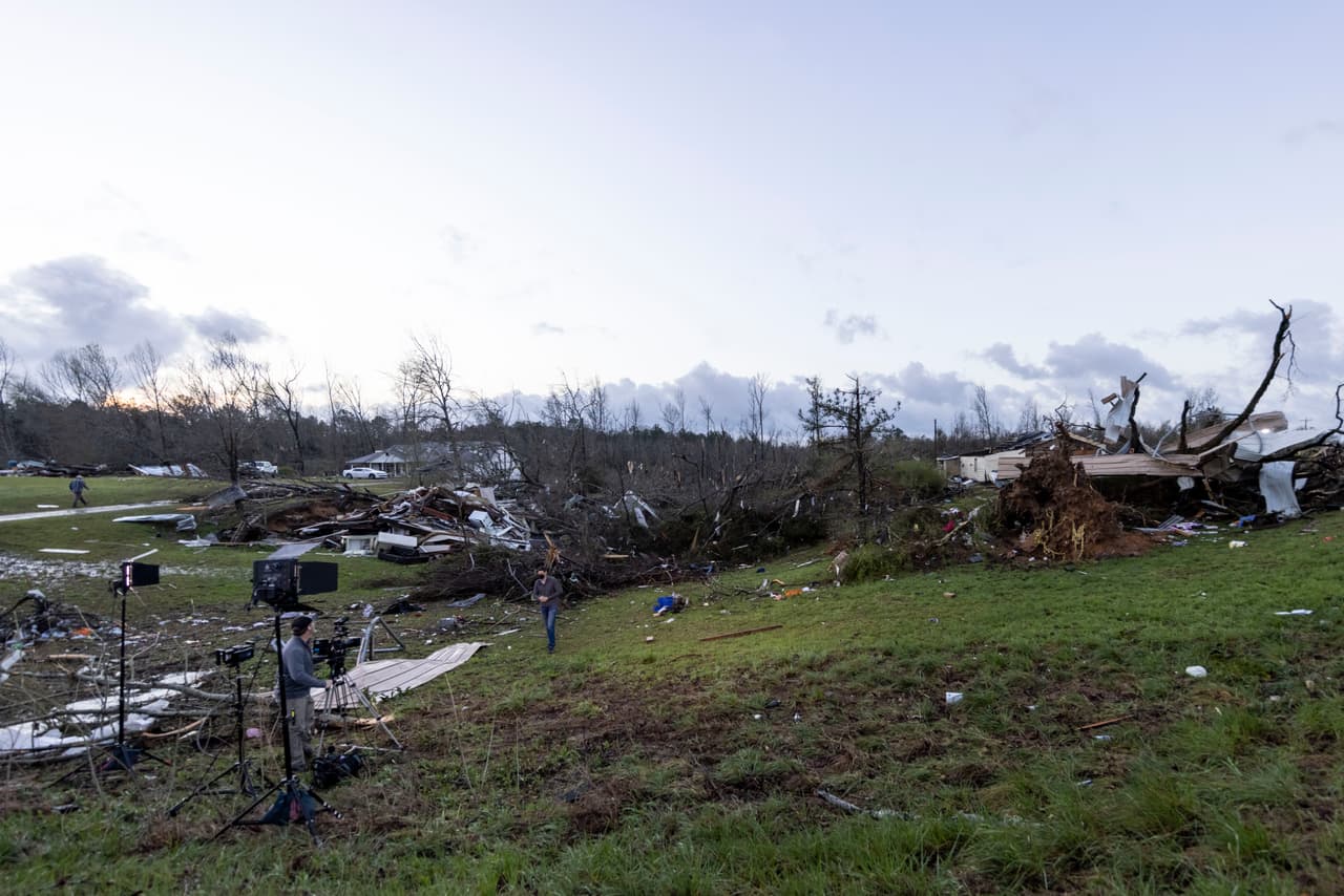 Varios estados del sur están haciendo un balance de los daños a hogares y negocios. Los mayores daños se reportaron en Alabama y Mississippi.