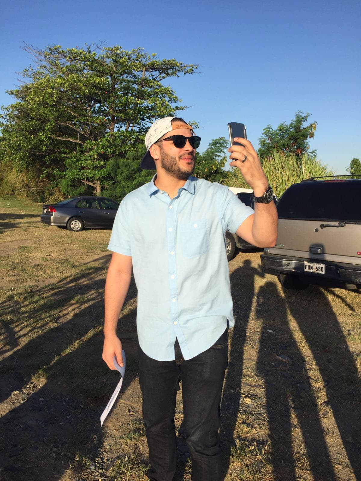 Víctor Santiago y José "El Negro" Figueroa regresan con Estos Dos Sin Frenos para ponerte a gozar.