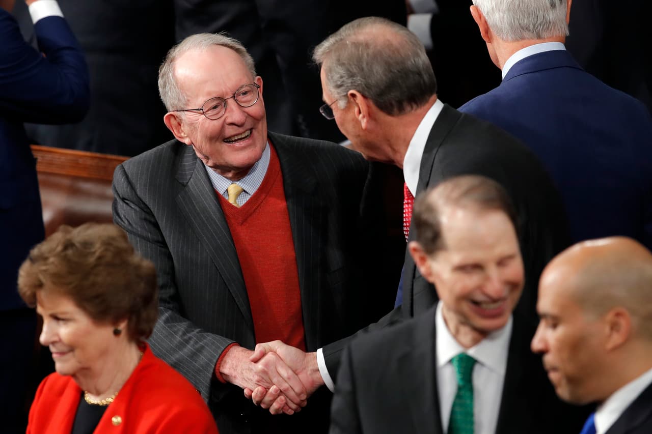 El senador republicano por Tennessee, Lamar Alexander.