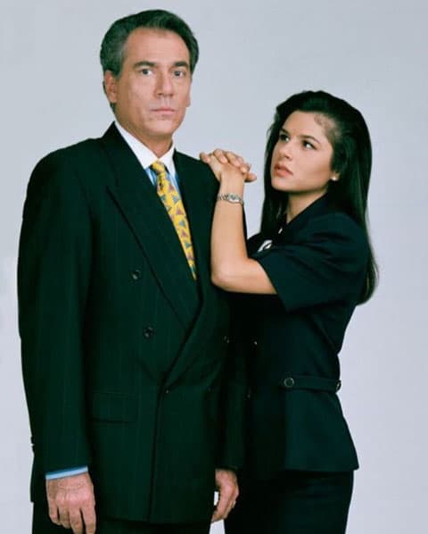 Los primeros en la lista son Otto Sirgo y Mónika Sánchez, ellos fueron parte del elenco de "Lazos de amor".