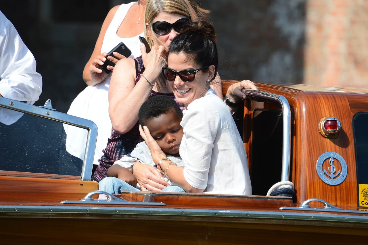 Sandra Bullock agradecida con Louis por cambia su vida