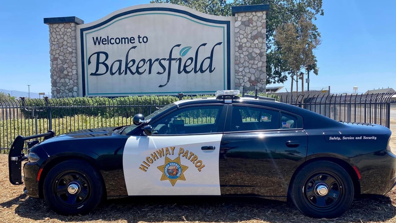 Clase gratuita de hábitos de conducción segura para adolescentes, impartida por CHP