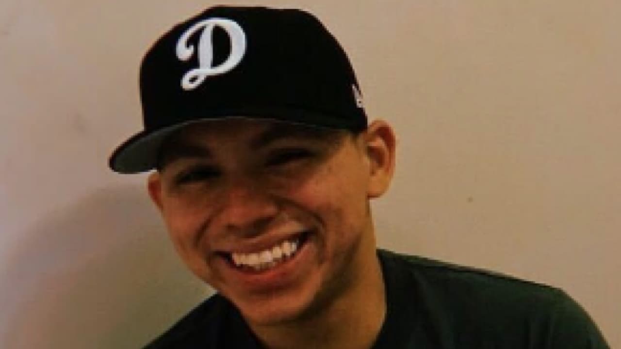 “Era apenas un niño”: Padre llora la muerte de su hijo de 18 años a manos de alguaciles de Los Ángeles