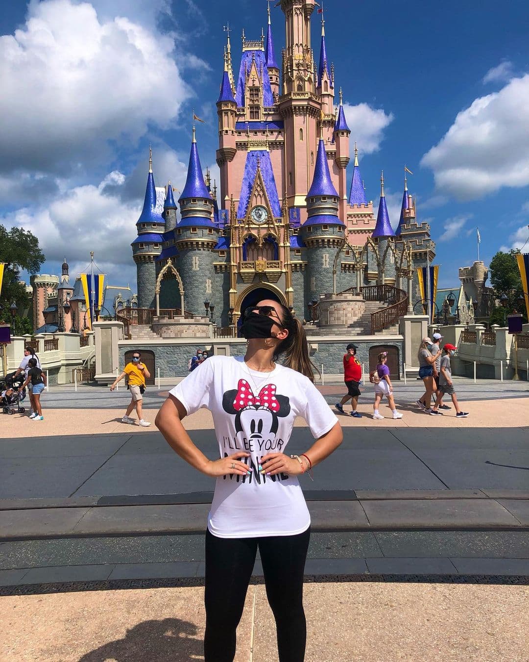 Ni el covid-19 impidió que Clarissa cumpliera sueños este 2020, uno de ellos fue conocer el parque Disney y lo hizo en la semana de su cumpleaños número 29 a finales de septiembre.
