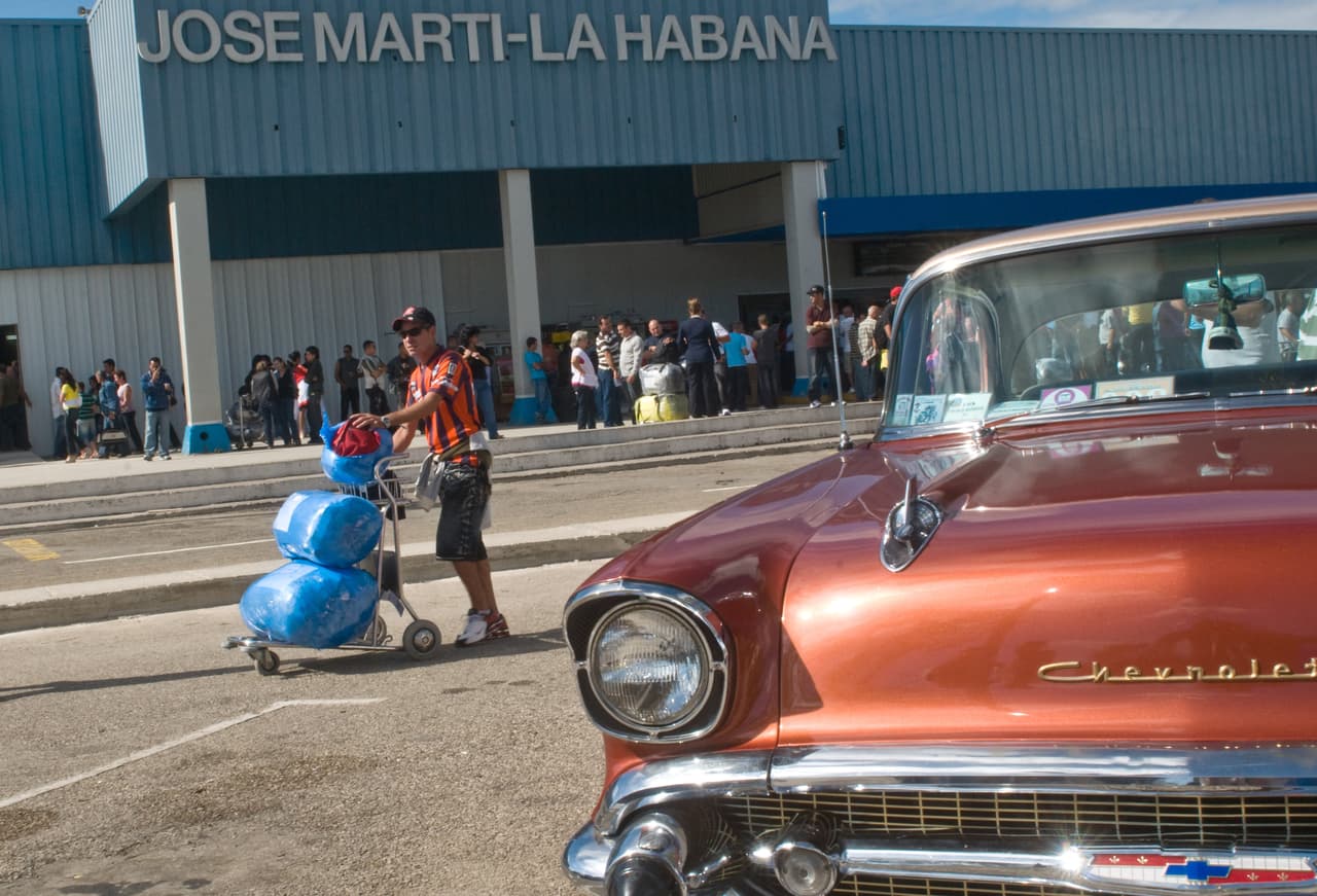 Despega el primer vuelo regular entre San Juan y La Habana desde 1959