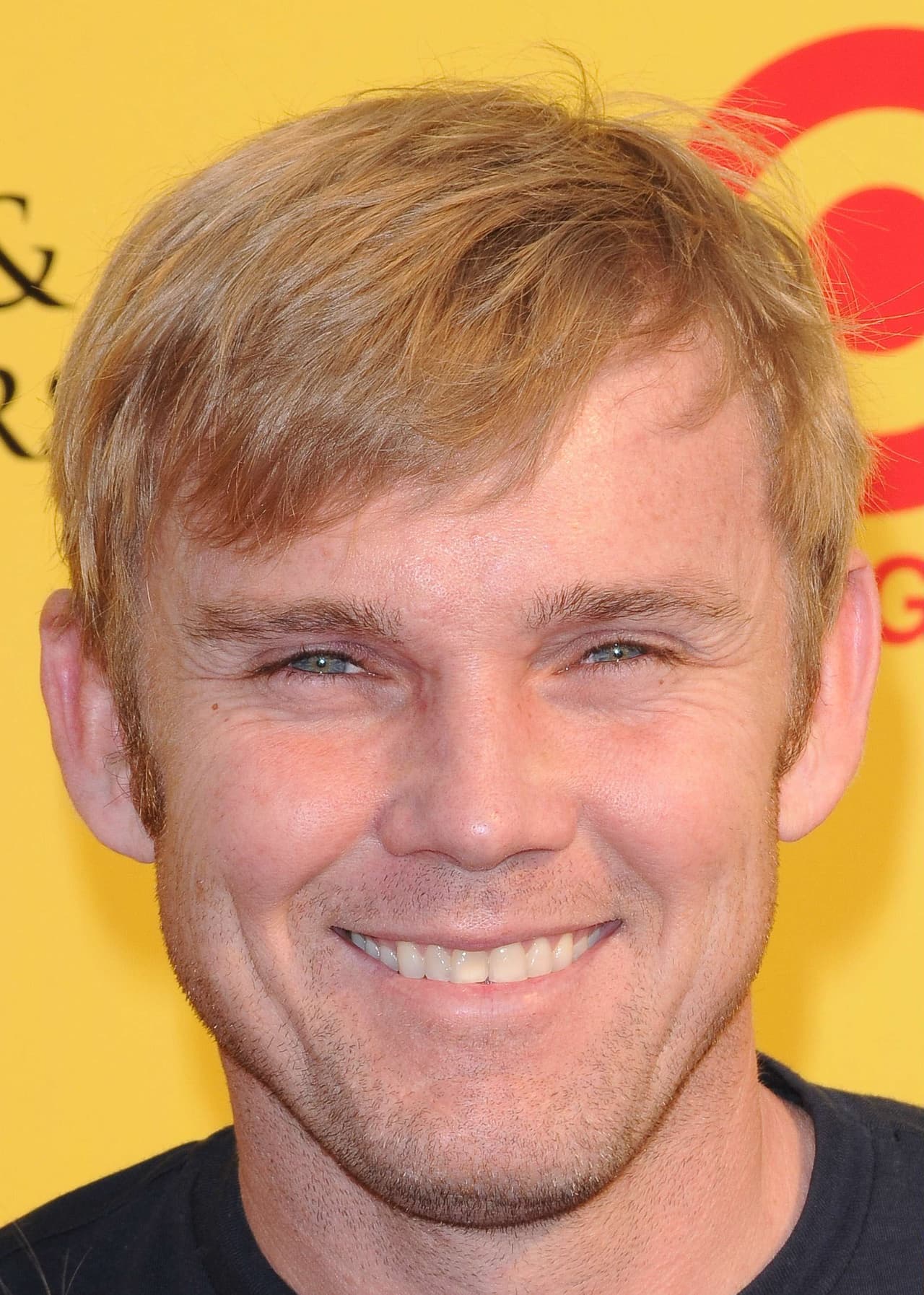 Ricky es militante del Partido Republicano y es miembro de la Asociación Nacional del Rifle, tal y como relata 
<a href="https://www.lavanguardia.com/cultura/20180528/443765742264/ricky-schroder-nino-llorar-campeon.html" target="_blank">La Vanguardia</a>.