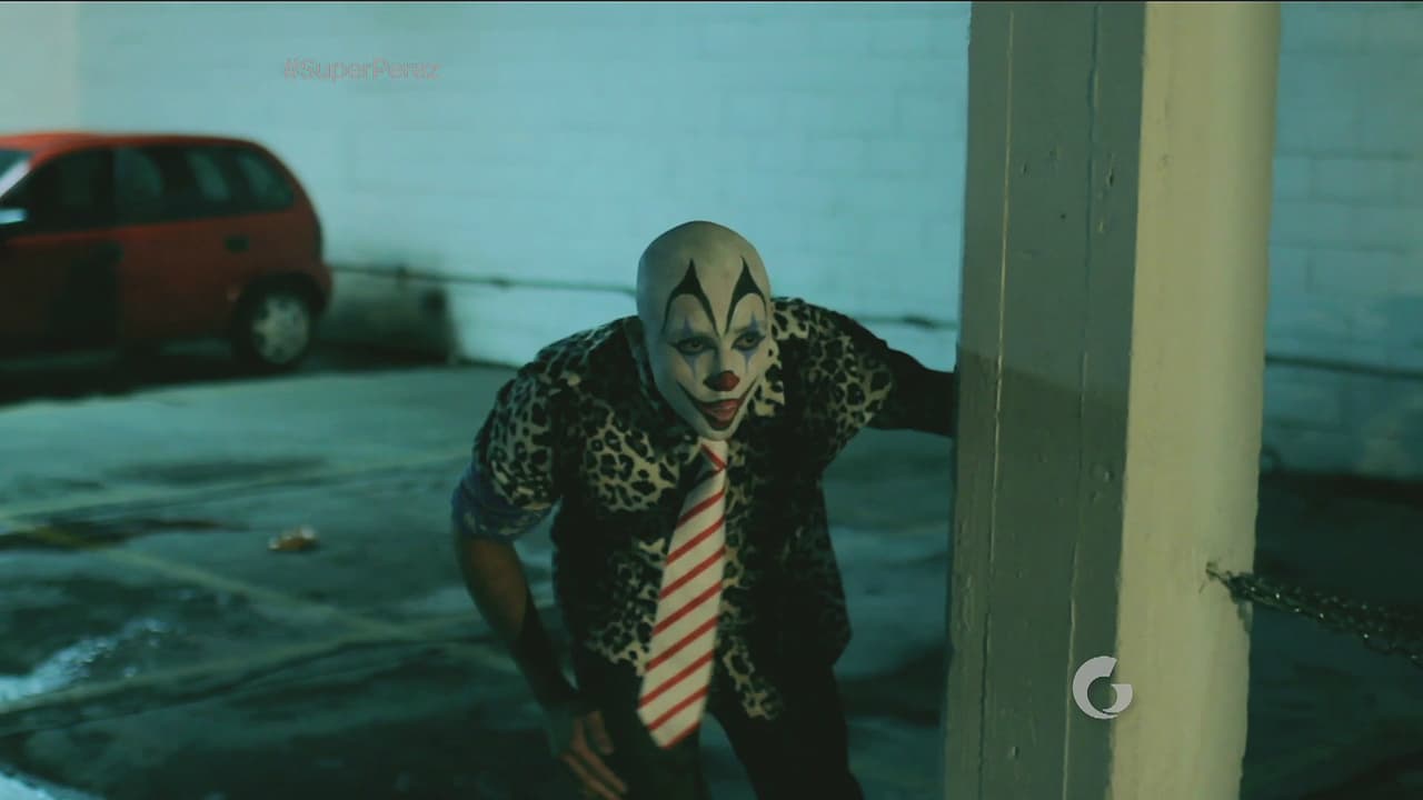 Al caer la noche, los secuaces de Bombito salen a la calle a atemorizar a la gente.