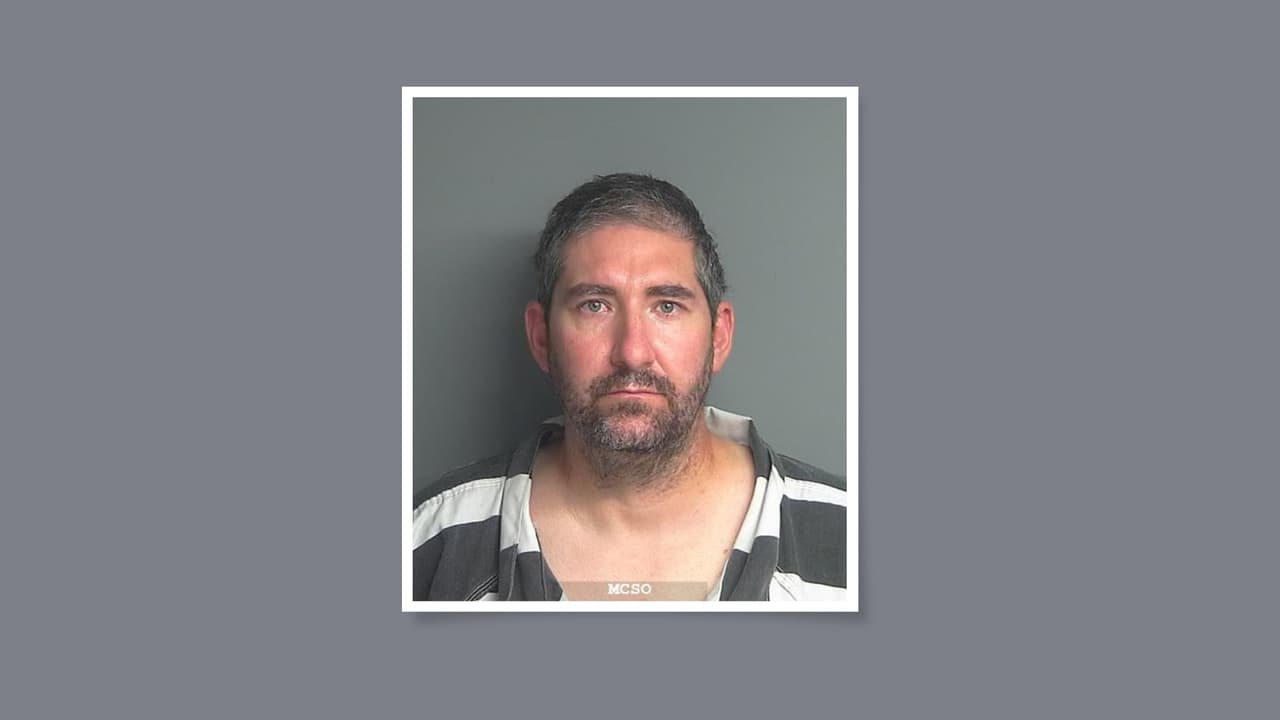 Condenan a 40 años de prisión a un hombre por distribuir videos de zoofilia, esclavitud y abuso sexual de niños