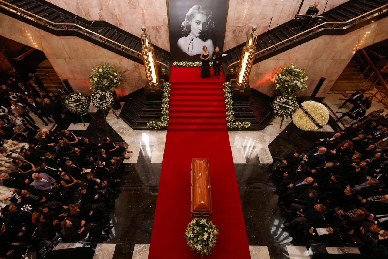 El homenaje póstumo a Silvia Pinal.