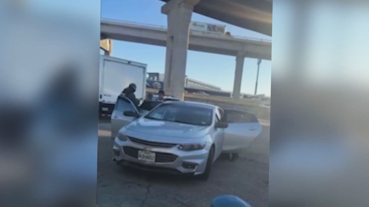 Mujer que grabó un operativo de ICE en Austin afronta consecuencias al sufrir intentos de estafa