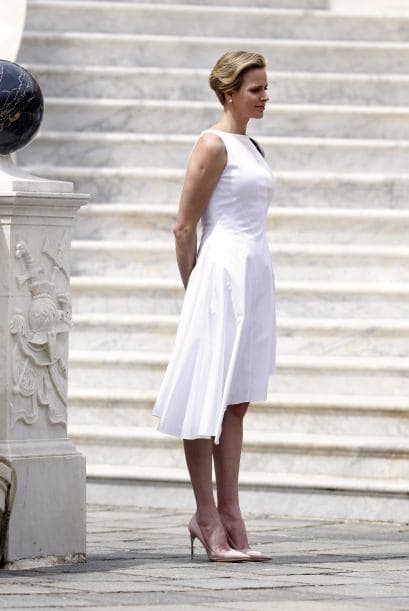 Pero ahora entendemos que su semblante sólo reflejaba la difícil etapa de cualquier mujer embarazada.