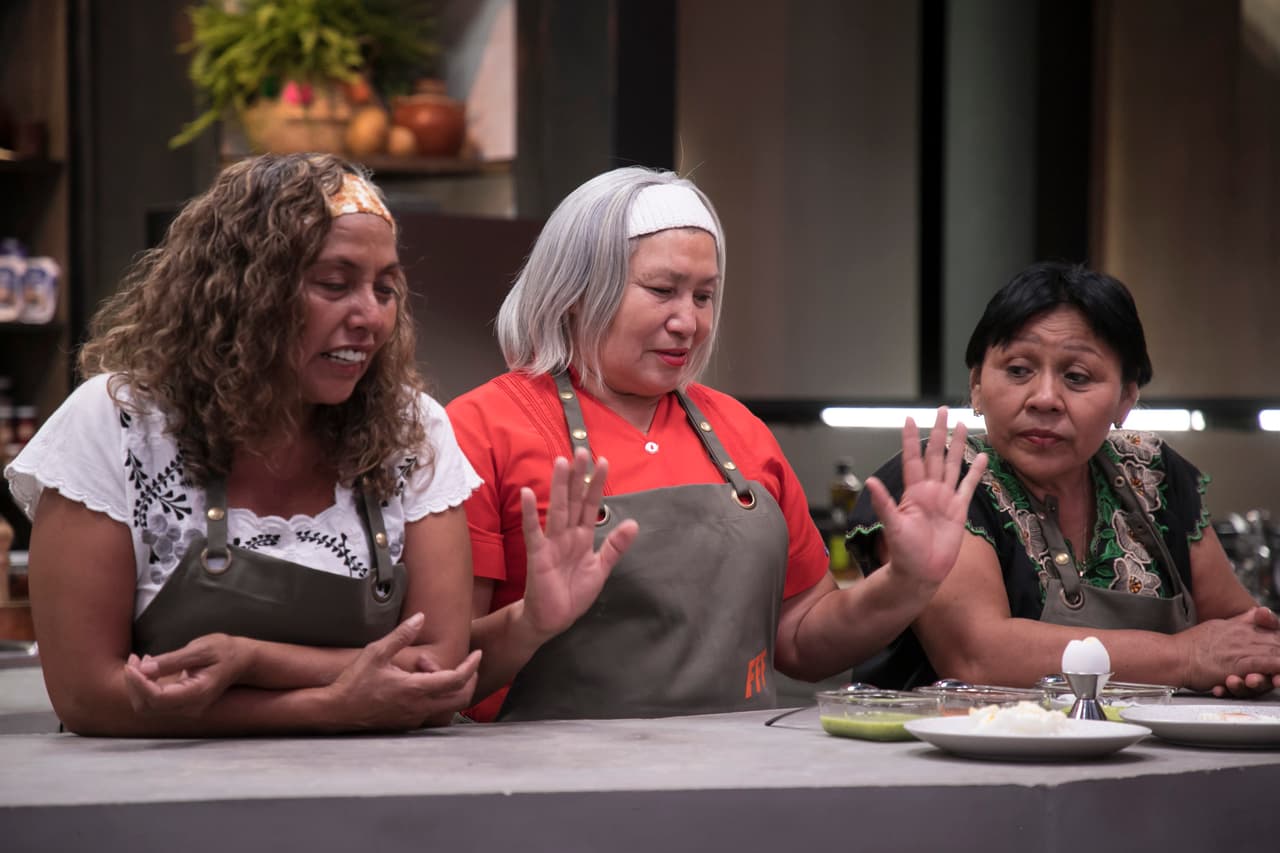 La yema del huevo nube que prepararon las Ek se reventó y aunque sabían que esto se reflejaría en el sabor final de su plato, "lo que lo va a defender es la salsa", aseguraron las amigas.