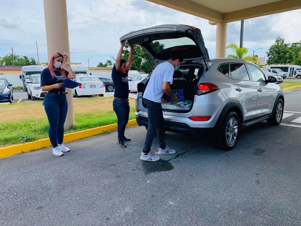 Por su parte, Juliana Andino, miembro del comité comunitario destacó que la campaña “Hoy por Ti” se extenderá por las próximas semanas con diversas iniciativas.