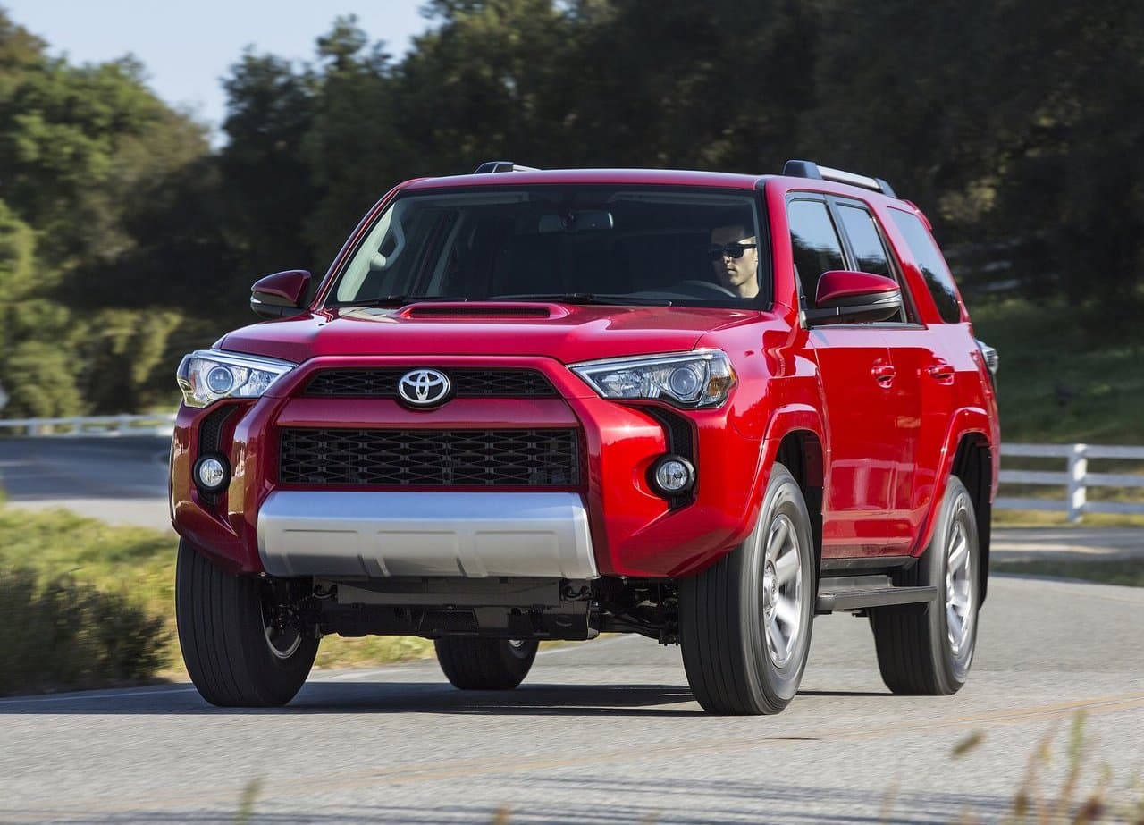 <h3 class="cms-H3-H3">5. Toyota 4Runner</h3>
<br>Depreciación promedio después de cinco años: 36.5%
<br>Precio sugerido al consumidor en 2014: $33,680
<br>Valor promedio actual: $21,390