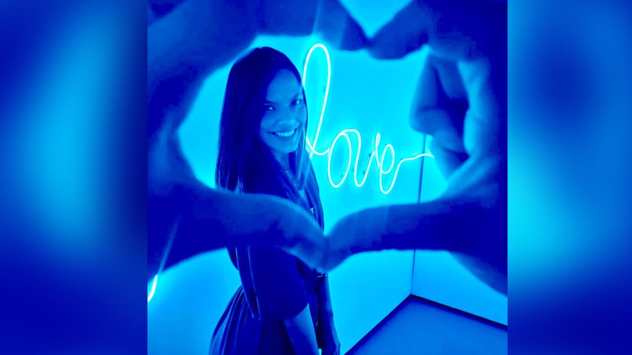 Carolina Ayala es la productora del programa Edición Digital.