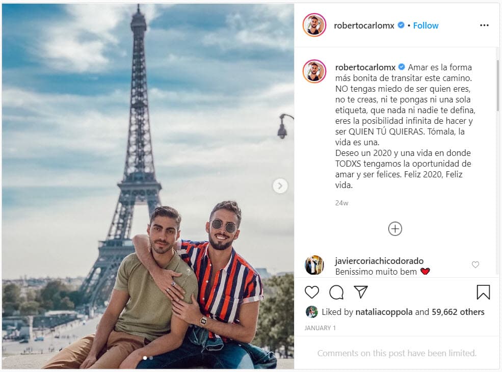 "Amar es la forma más bonita de transitar este camino. No tengas miedo de ser quien eres, no te creas, ni te pongas ni una sola etiqueta, que nada ni nadie te defina, eres la posibilidad infinita de hacer y ser quien tú quieras. Tómala, la vida es una. Deseo un 2020 y una vida en donde todos tengamos la oportunidad de amar y ser felices. Feliz 2020, feliz vida", se lee.