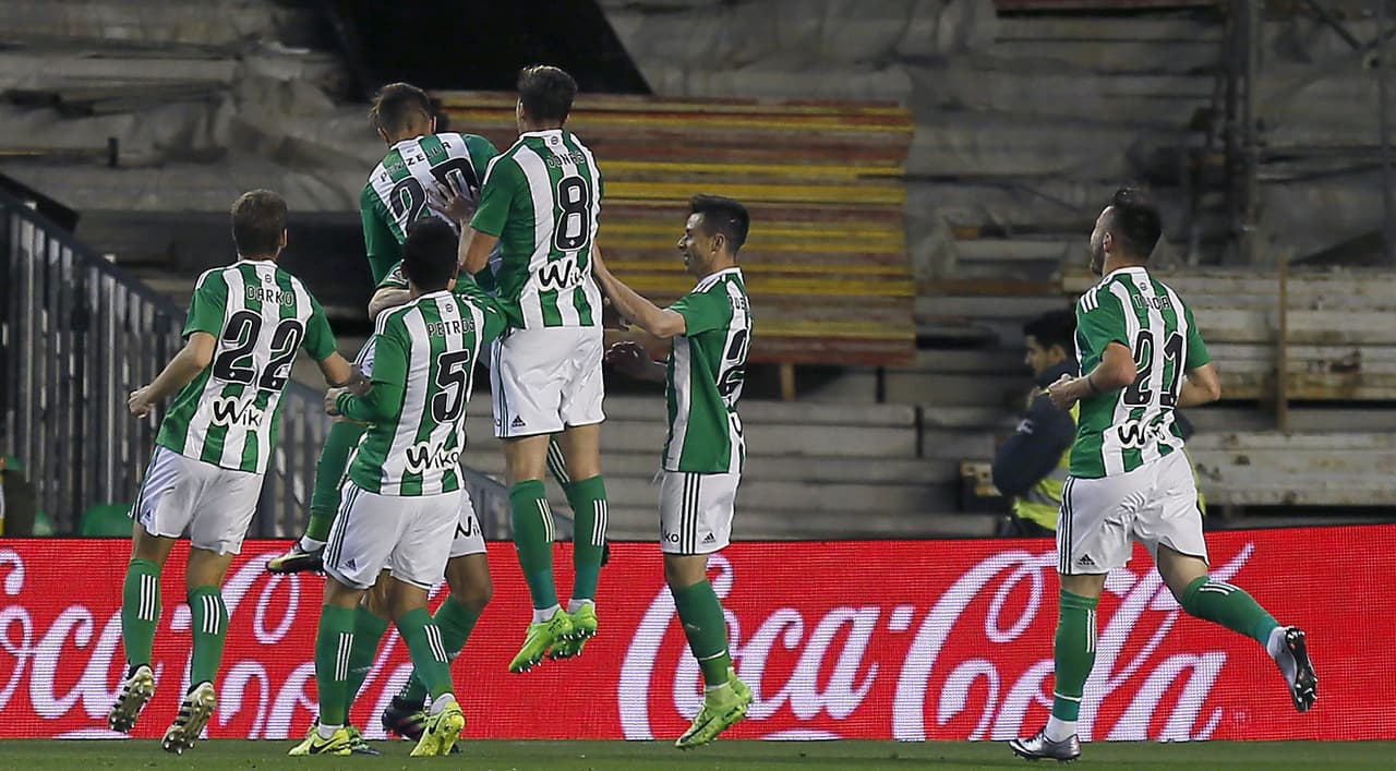 Para el defensor del equipo andaluz este fue su segundo gol de la temporada en La Liga, en la cual ha participado en 17 partidos, todos como inicialista.