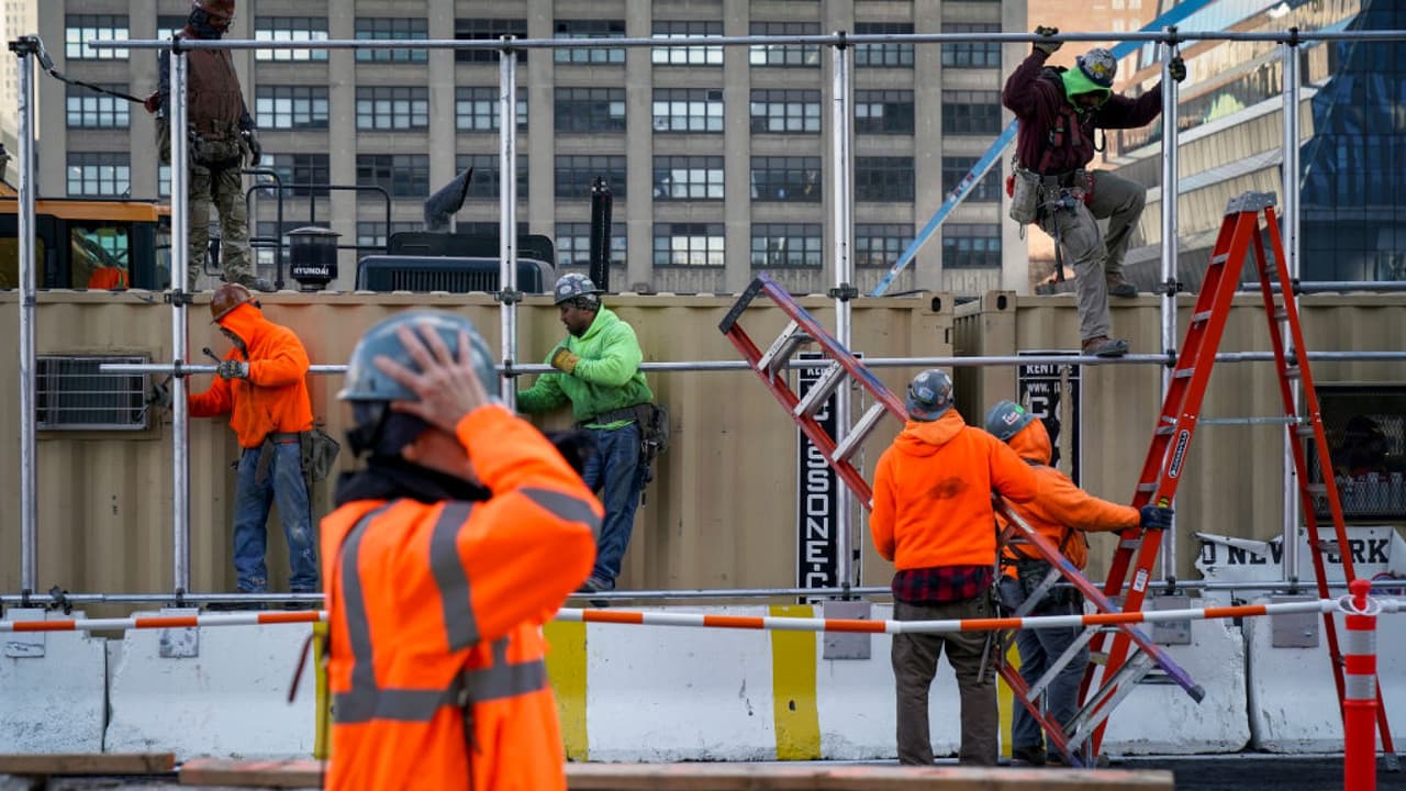 Cierran 322 obras en construcción en la ciudad de Nueva York por condiciones peligrosas