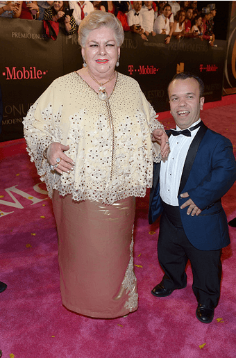 <b>Paquita la del Barrio (2015) </b>No entendemos el adorno que tienes en la garganta, Paquita.