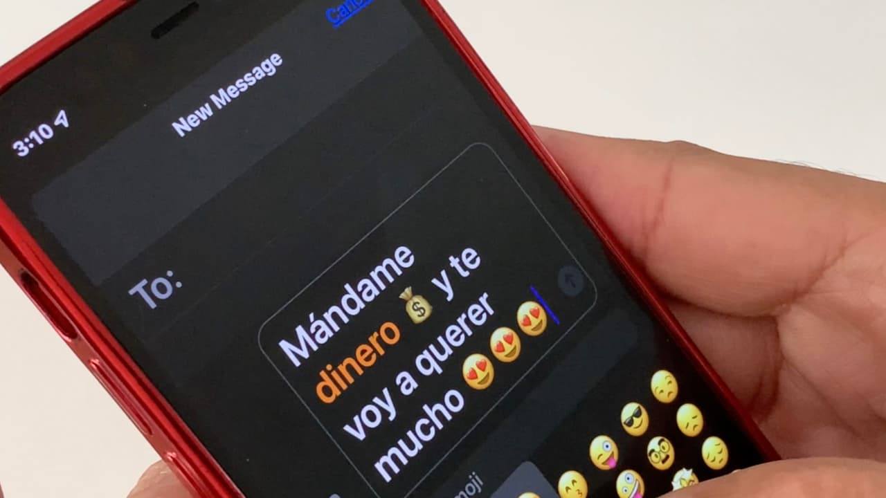 El FBI Houston te recomienda: Desconfiar siempre que te pidan tu información bancaria en línea.