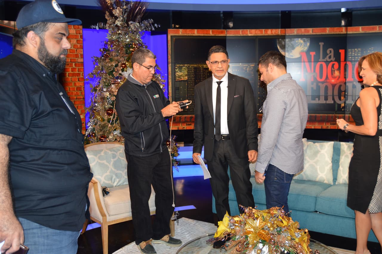 Así transcurrieron parte de las grabaciones del especial con Silverio Pérez y Suzette Bacó.