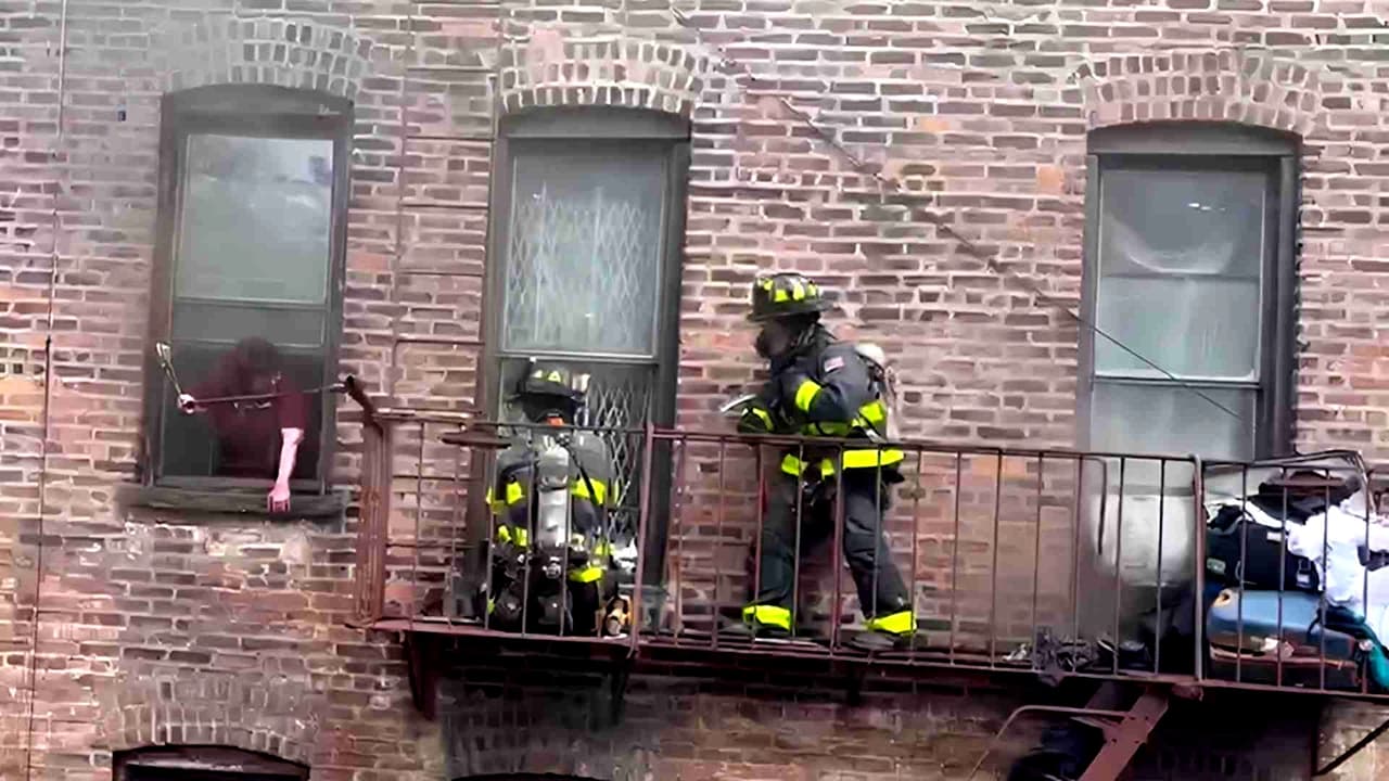Identifican a bebé hondureño muerto en incendio en El Bronx; sus hermanitos luchan por sobrevivir