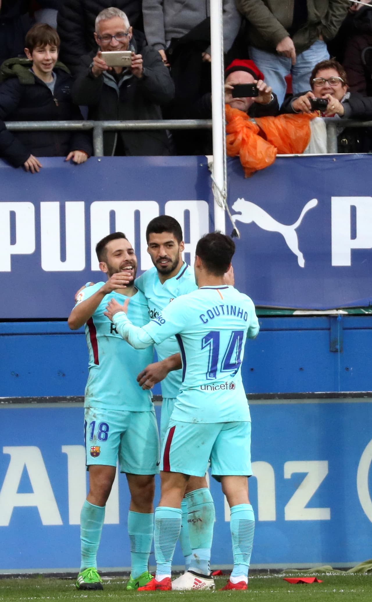 Ya son 62 puntos los que tiene el F.C. Barcelona en el campeonato y está cada vez más cerca de conseguir el título. El reto ahora es sacar diferencia en Londres ante el Chelsea.