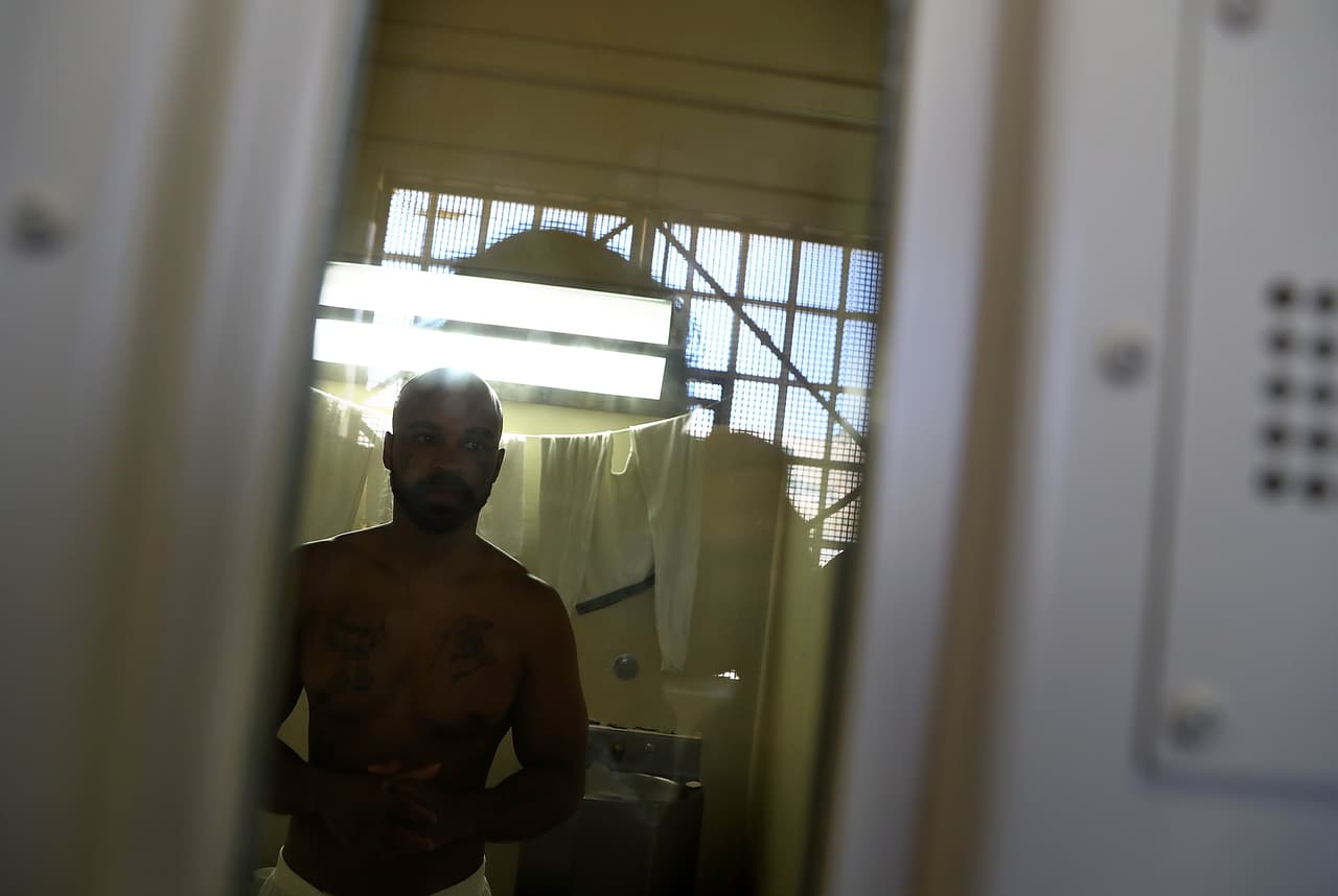 En 1977 la legislatura de California reestableció la pena de muerte, cinco años después de que la Corte Suprema estatal la declaró inconstitucional.