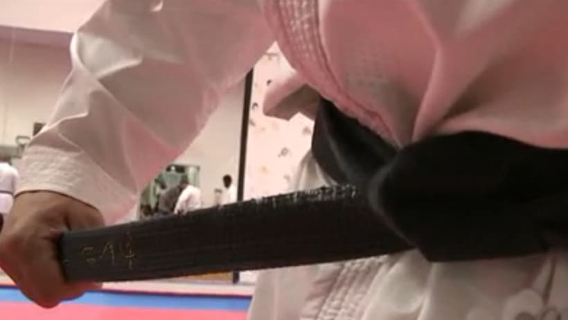 Un dúo de karatecas hispanos salva a una mujer de las garras de un violador en Brooklyn