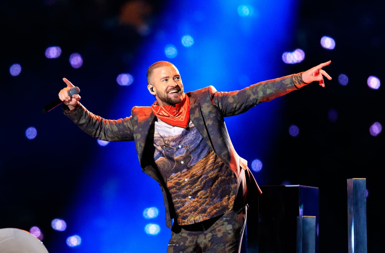 El espectáculo de medio tiempo del Super Bowl estuvo a cargo de Justin Timberlake, que repitió su actuación en este evento deportivo.