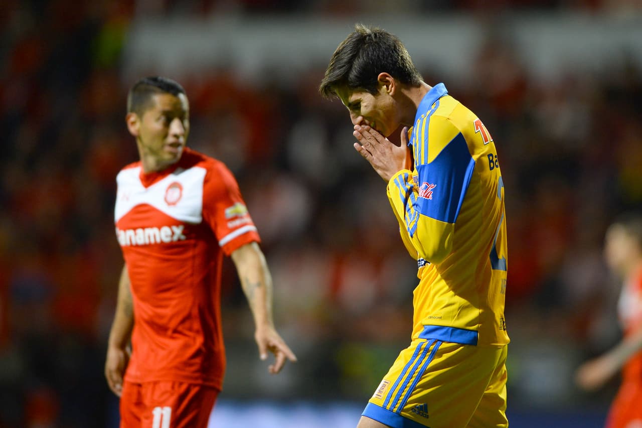 Torres Nilo y Jürgen Damm en duda para la final de ida ante Pumas