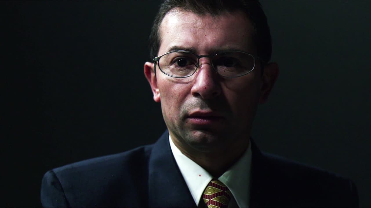 El abogado Lora se quedó estupefacto ante el crimen de su cliente.