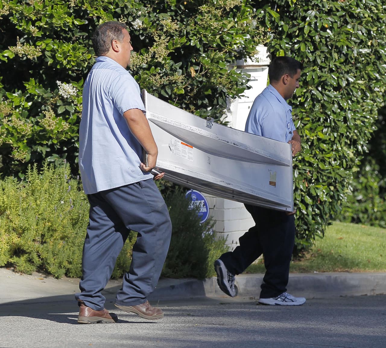 Pero no estaban sacando cosas de la casa.