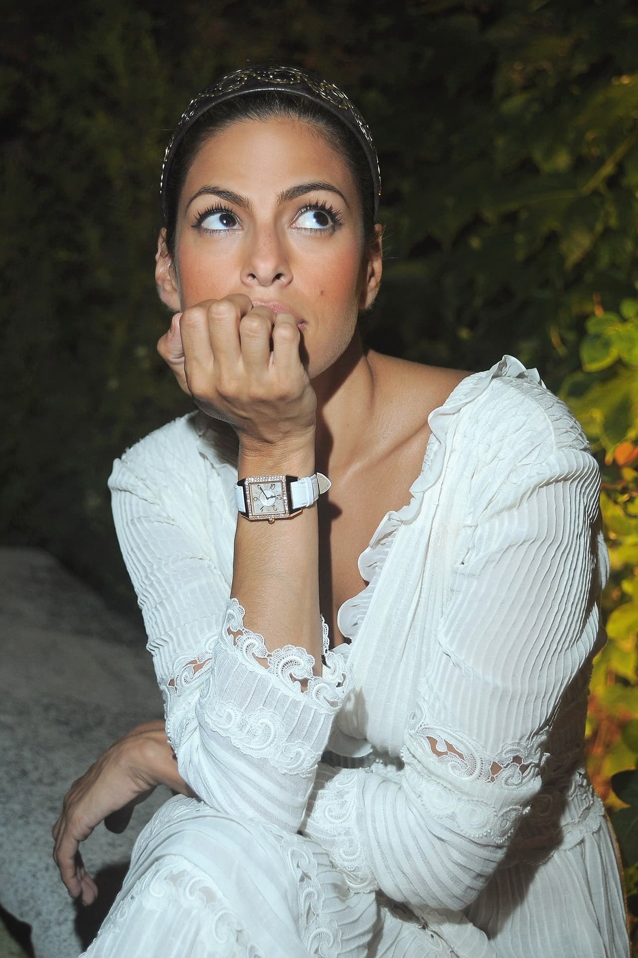 Eva sabe cómo lucir bellísima en cada toma.