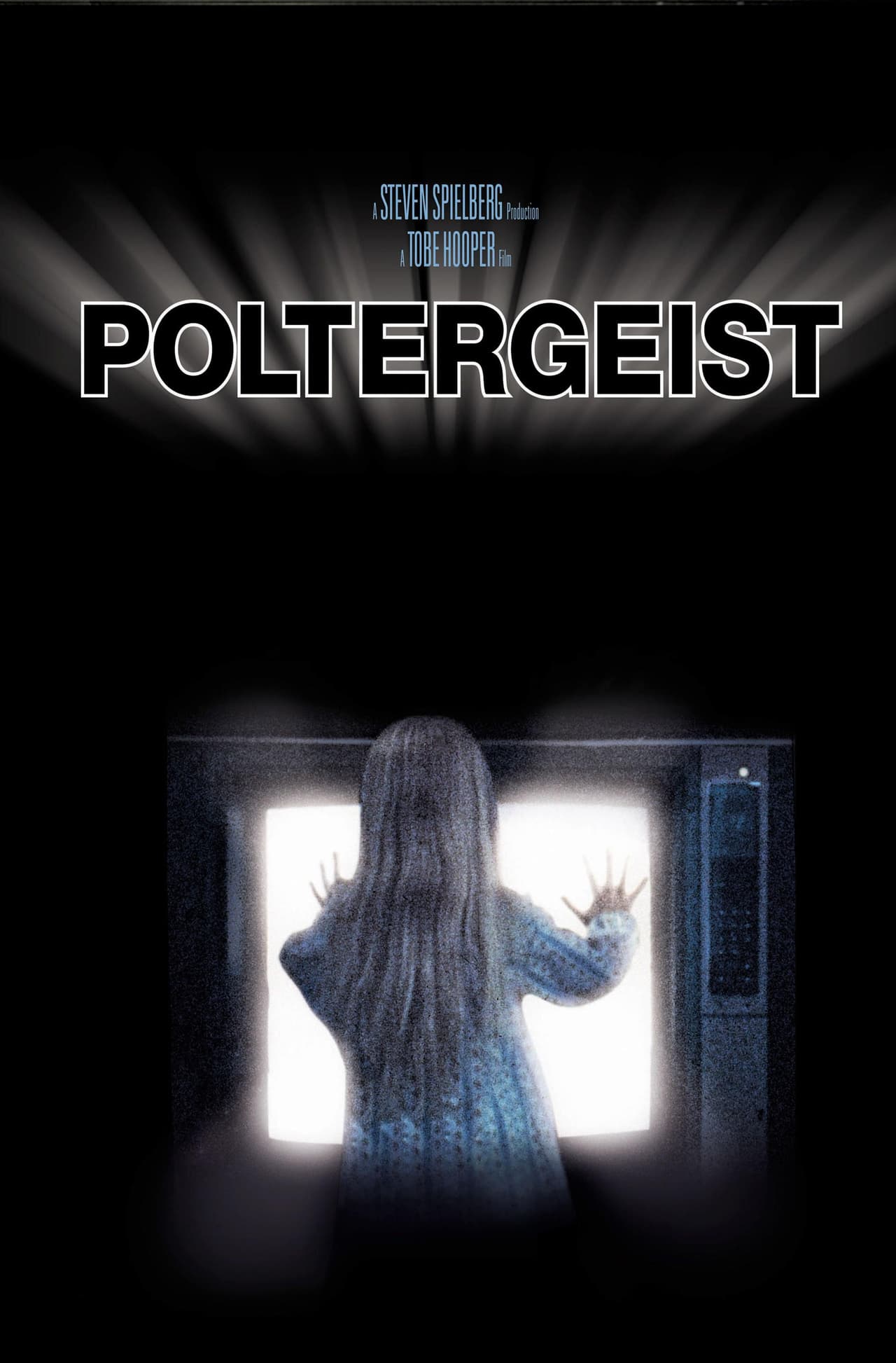 Ella fue la niña que a los 7 años cobró fama por ser la protagonista de la película de terror
<b> <a href="https://www.youtube.com/watch?v=9eZgEKjYJqA" target="_blank">'Poltergeist'</a></b> de 1982. 
<br>