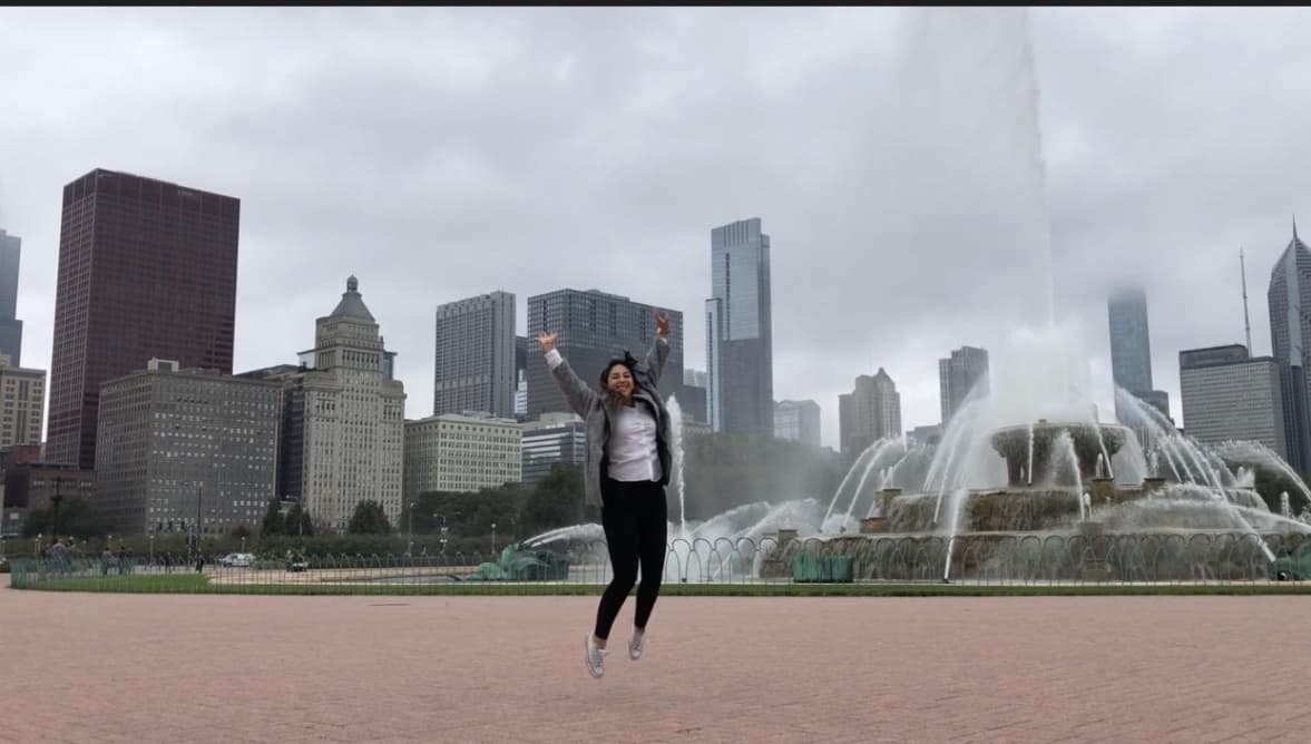 Tengo que agradecerle a mi compañero 
<b>Omar Ramos</b> por ser un estupendo anfitrión. Me llevó a conocer lugares increíbles y me tomó la mayoría de estas fotos. Fue un viaje genial en gran parte, gracias a él.