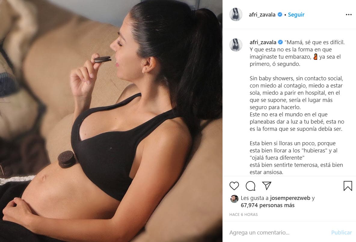 La foto va acompañada de 
<a href="https://www.instagram.com/p/B-uk3U1AIN0/" target="_blank">una carta</a> de Mamá Actual dirigida a las mujeres que, como ella, están experimentando el embarazo en medio de la pandemia de coronavirus.
<br>