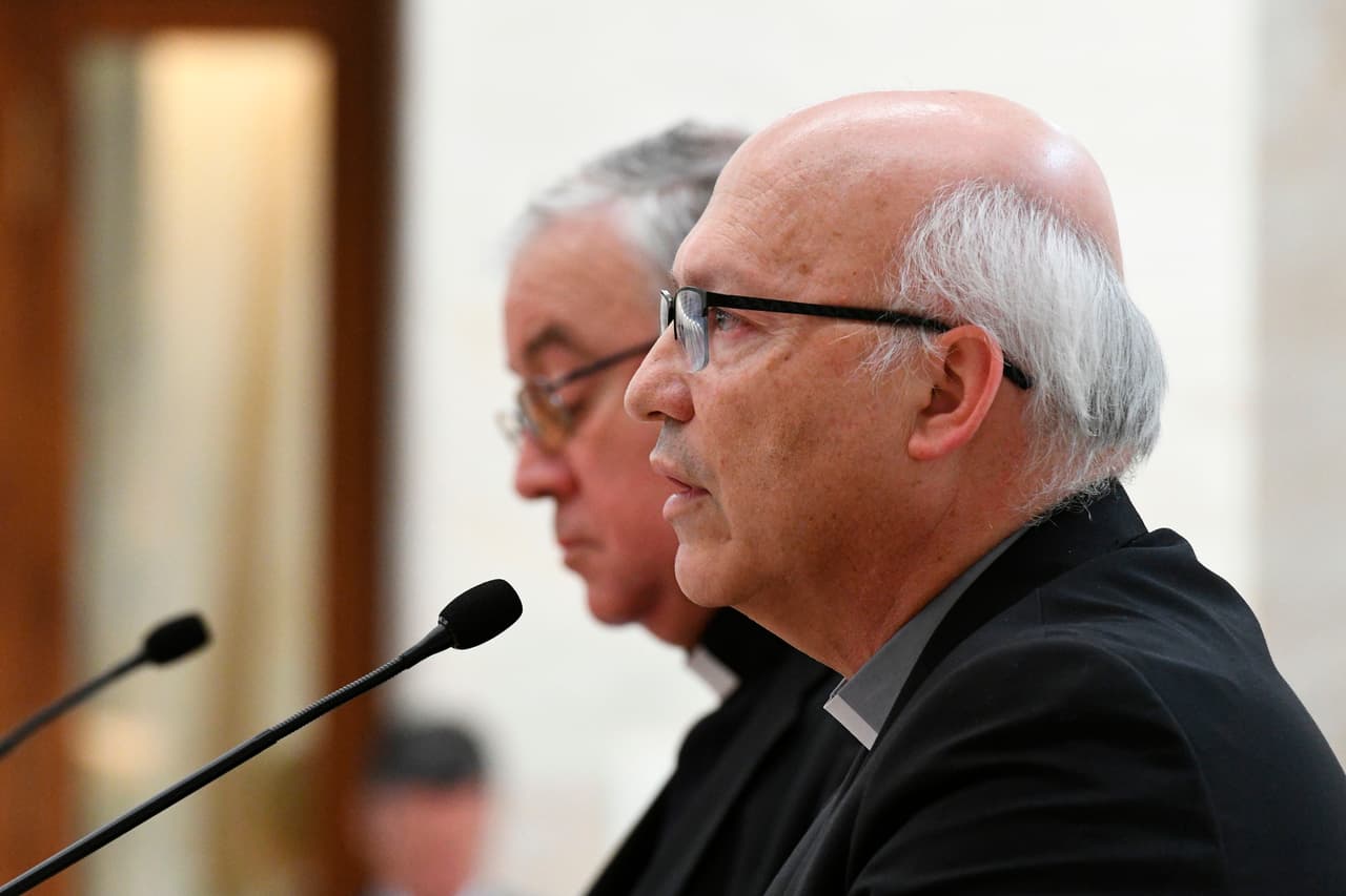 Suspenden a 14 sacerdotes en Chile por denuncias de presuntos abusos sexuales, incluyendo a menores