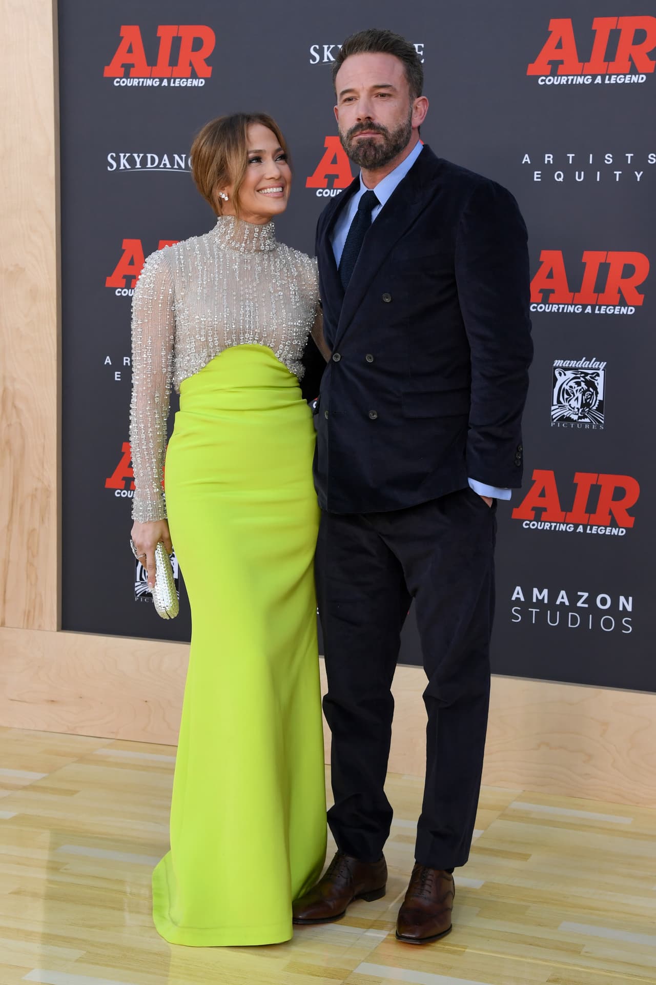 Jennifer Lopez y Ben Affleck en la premiere de la película 'Air'