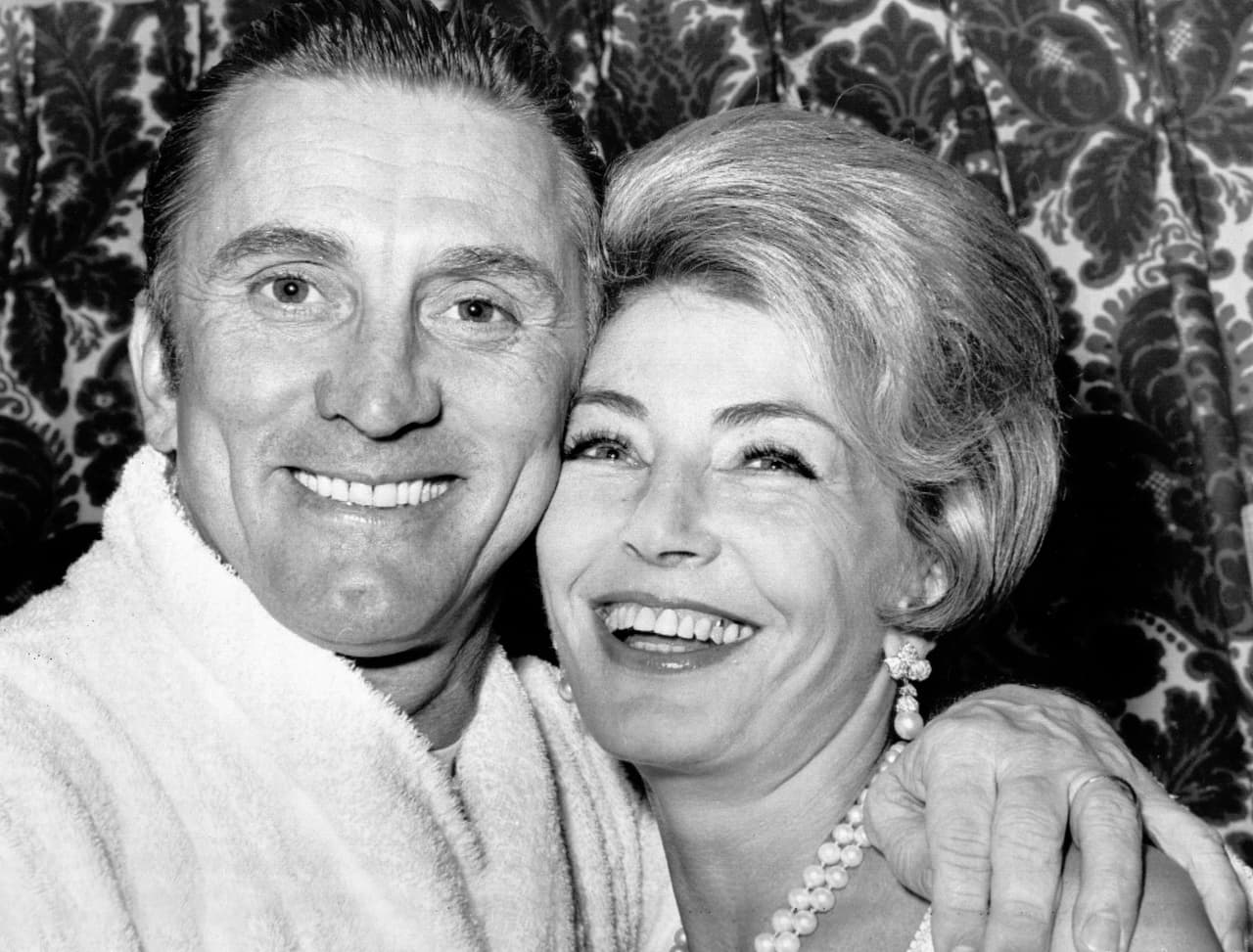 Se casó en segundas nupcias con Anne Buydens en 1954. Hoy cuentan 63 años juntos y dos hijos. Antes de ella estuvo casado con la actriz Diana Dill. Foto: AFP/AFP/Getty Images.