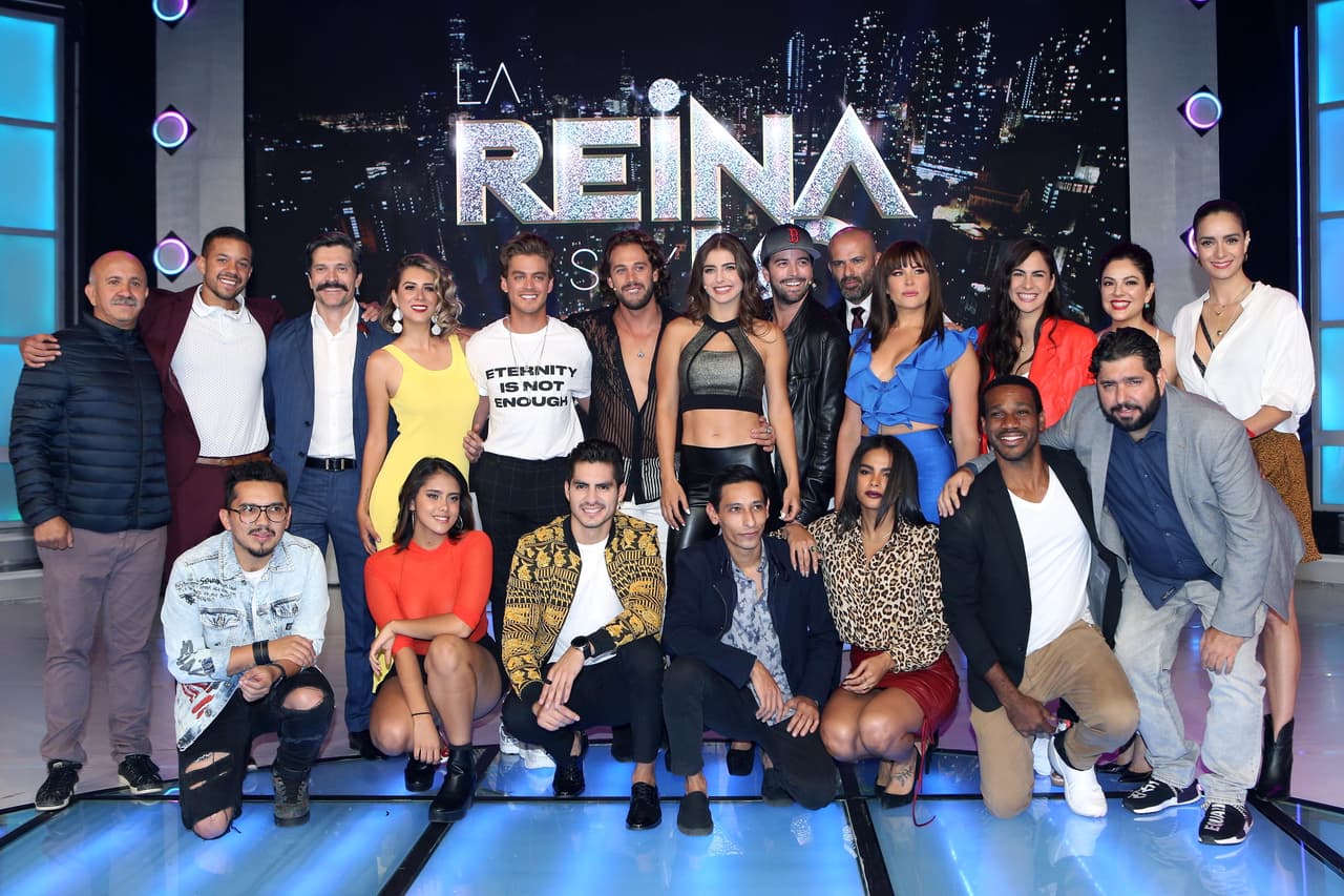 <b><a href="https://www.univision.com/temas/polo-morin" target="_blank">Polo Morín</a></b>,
<b>Artleth Terán</b>,
<b>Gloria Stálina</b>,
<b>Renata Manterola</b>, Arturo Peniche,
<b><a href="https://www.univision.com/temas/brandon-peniche" target="_blank">Brandon Peniche</a></b> y
<b>Marcelo Córdoba</b> fueron otros estelares del elenco de este proyecto donde la música y la venganza estuvieron a la orden del día.