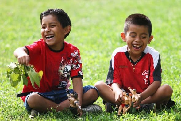 De estos 10.2 millones elegibles, ocho de cada diez, podrían calificar para recibir créditos fiscales que les permitirían obtener cobertura en el Mercado de seguros, en el Medicaid o a través del Programa de seguro de salud para niños (CHIP, por sus siglas en inglés).