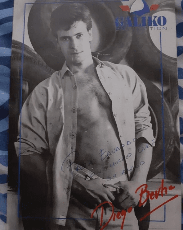 Diego debutó en las telenovelas a finales de la década de los ochenta, en 'Rosa de América' en 1988 y un año después participó en 'El hombre debe morir'.
<br>