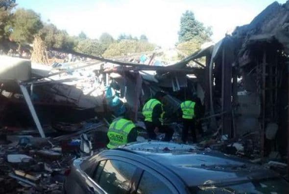 Distintas instancias de gobierno, como la Policía Federal y la Gendarmería se desplegaron en la zona del desastre. (Imagen tomada de Twitter).