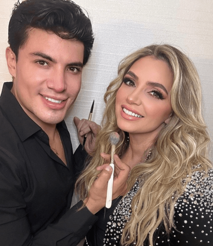 Esto debido a una fotografía en la que luce “rejuvenecida”, la cual compartió en su cuenta Instagram el maquillista Víctor Guadarrama.