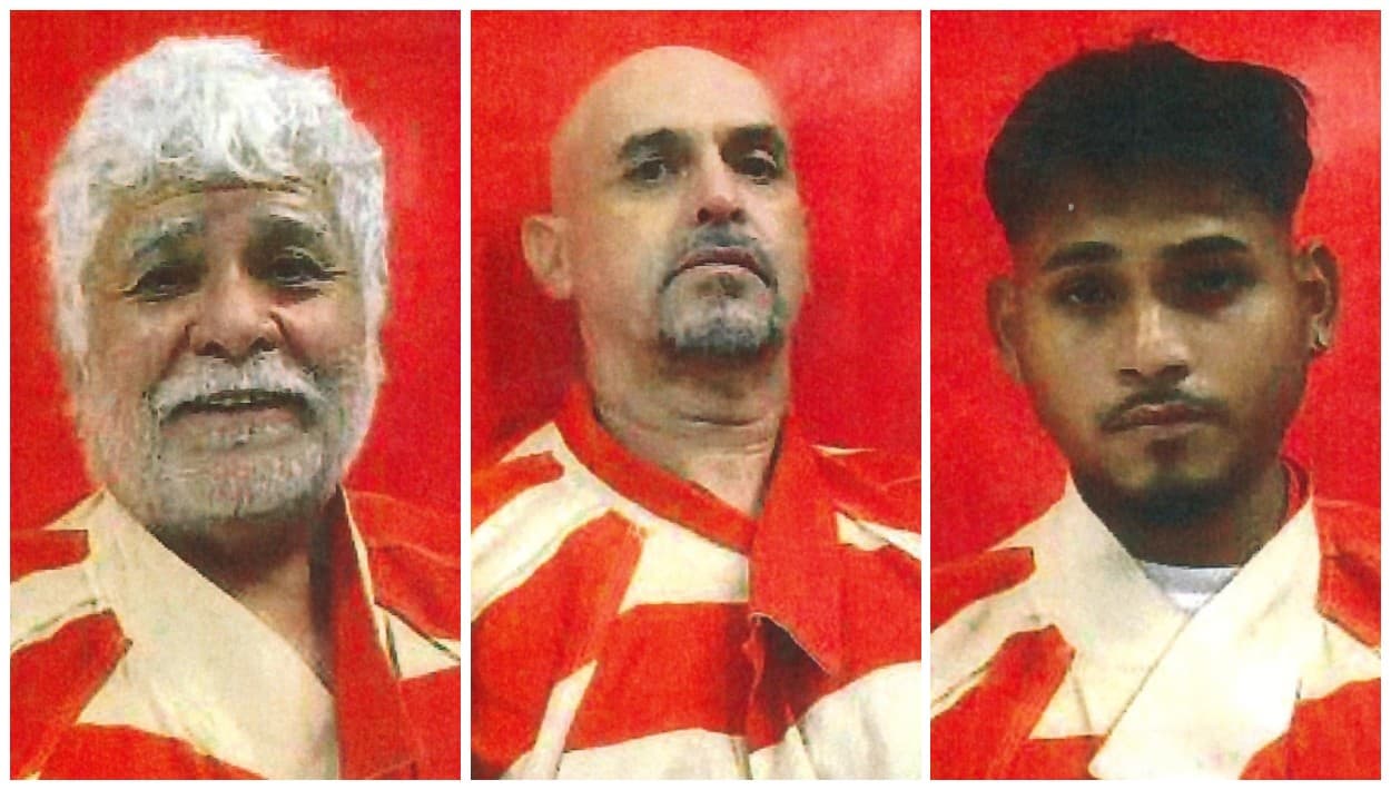 <b>Arturo García</b> (izquierda), 
<b>Manuel R. Regalado</b> (centro) y 
<b>Alexis Ramírez Pérez</b>, tres acusados de distintas edades que según el Alguacil de Granville participaban de las peleas de gallos y de las apuestas.