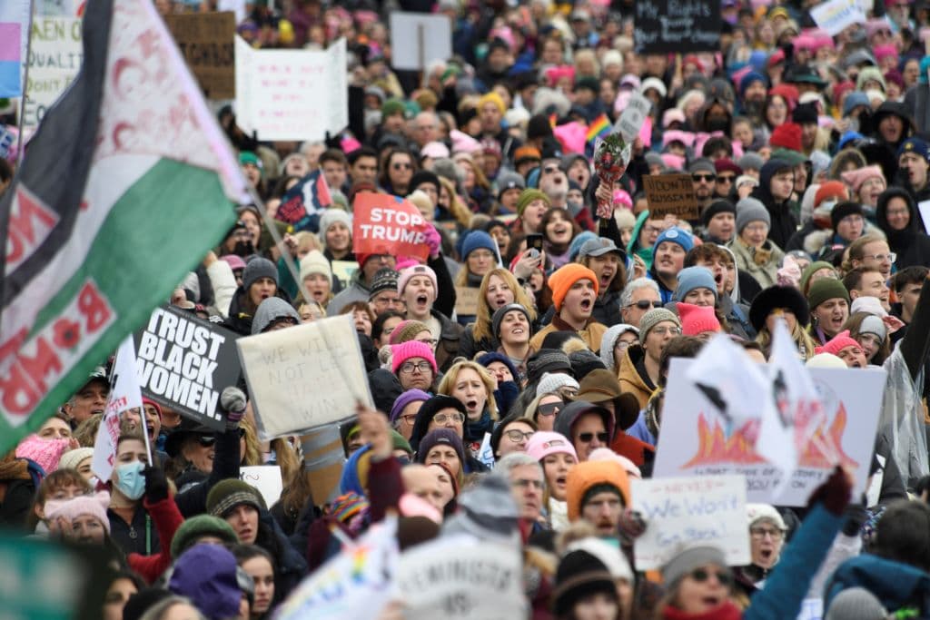 Los manifestantes marcharon hacia el Lincoln Memorial, donde concluyeron las actividades.